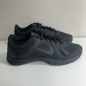 Nike 807333-009 Training In Season 5 Black
